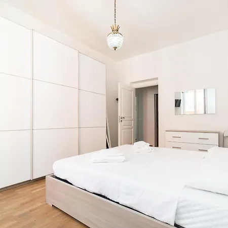 Apartment 5 Terre - Stazione A 3min - Ac - Wifi *